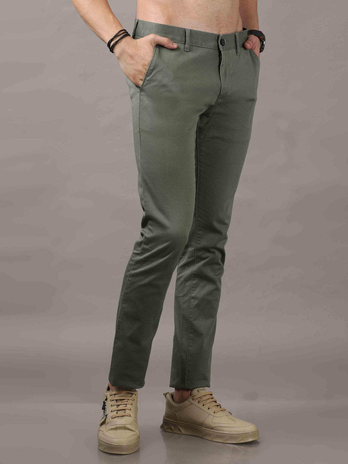 Men's Olive Cotton Blend Narrow Fit Printed Causal Trouser