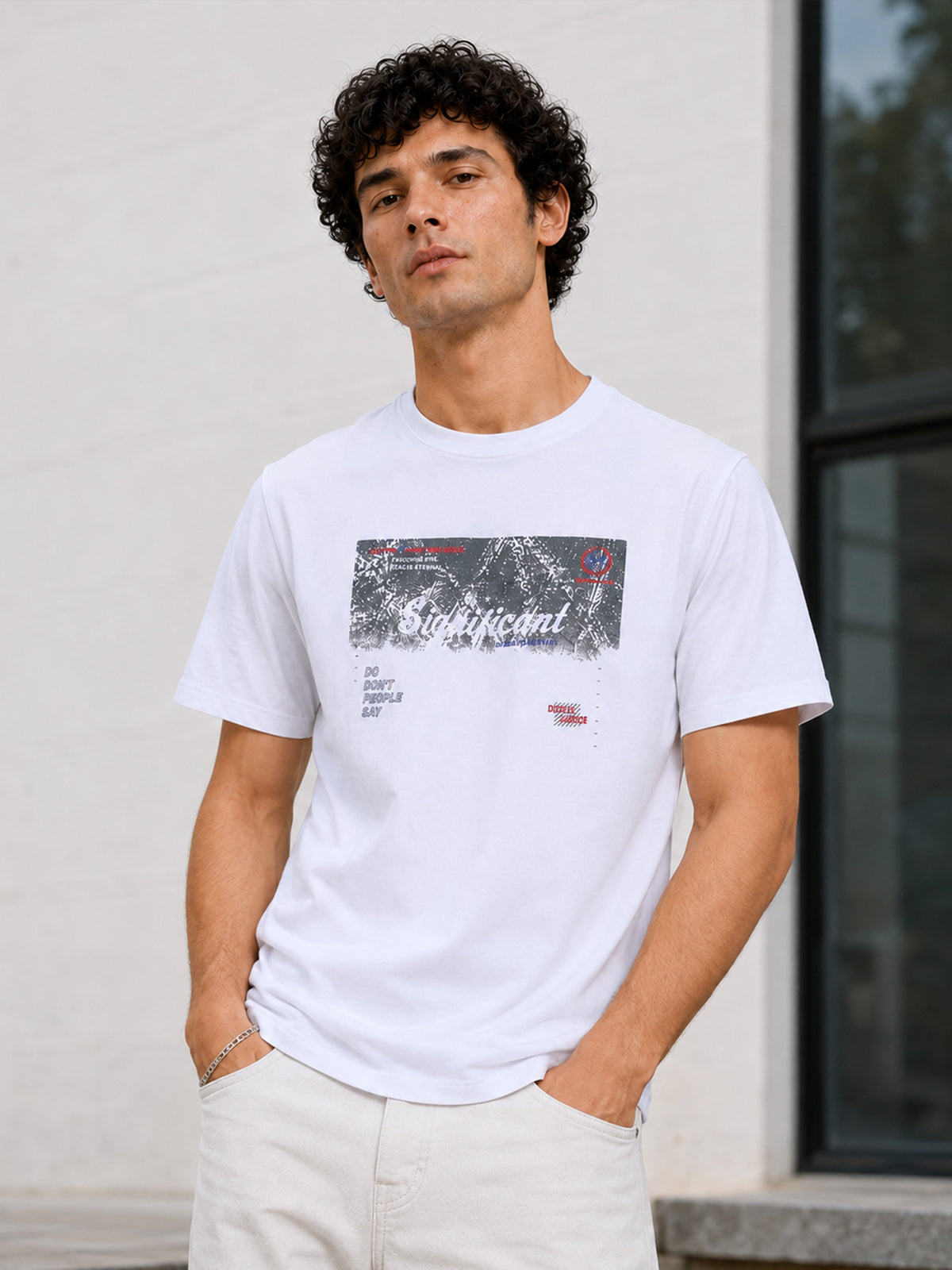 Men White Slim Fit Graphic Print Crew Neck Casual T-Shirt