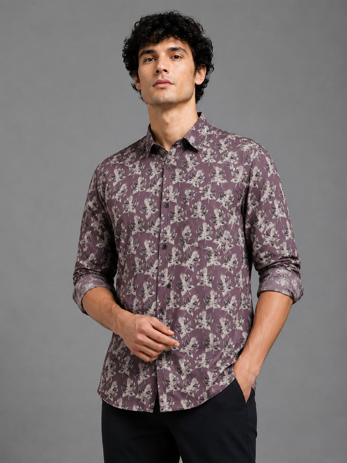 Men Purple Slim Fit Leaf Printed Full Sleeve Casual Shirt