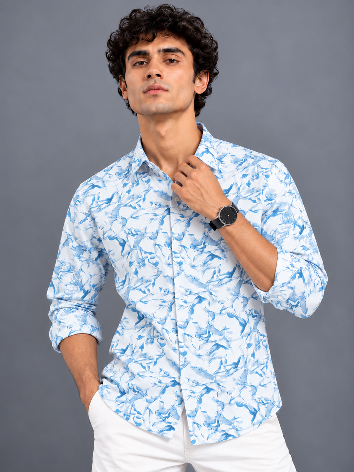 Men Blue Slim Fit Cotton Lycra Abstract printed Casual Shirt