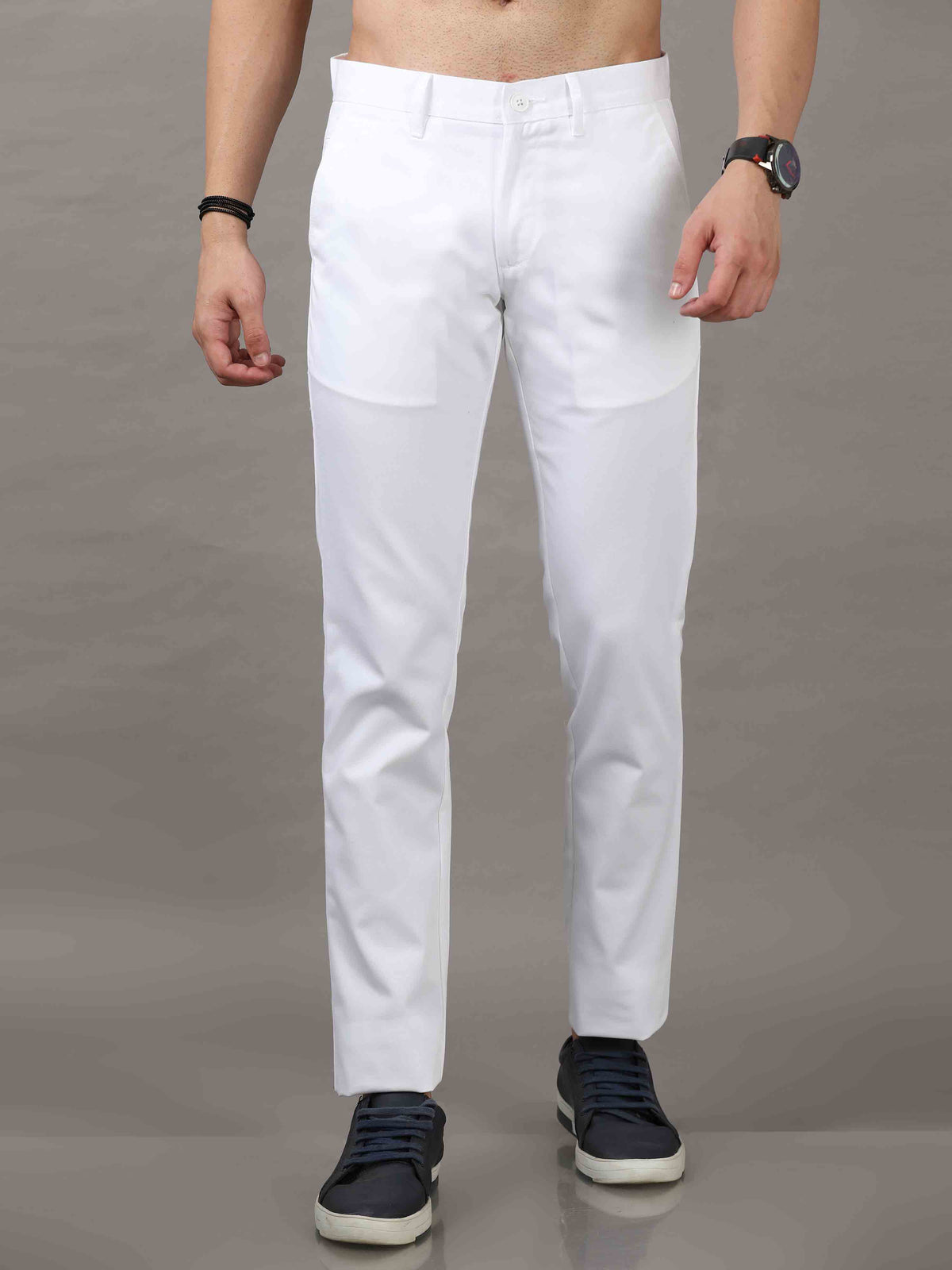 Men's White Cotton Blend Narrow Fit Solid Causal Trouser