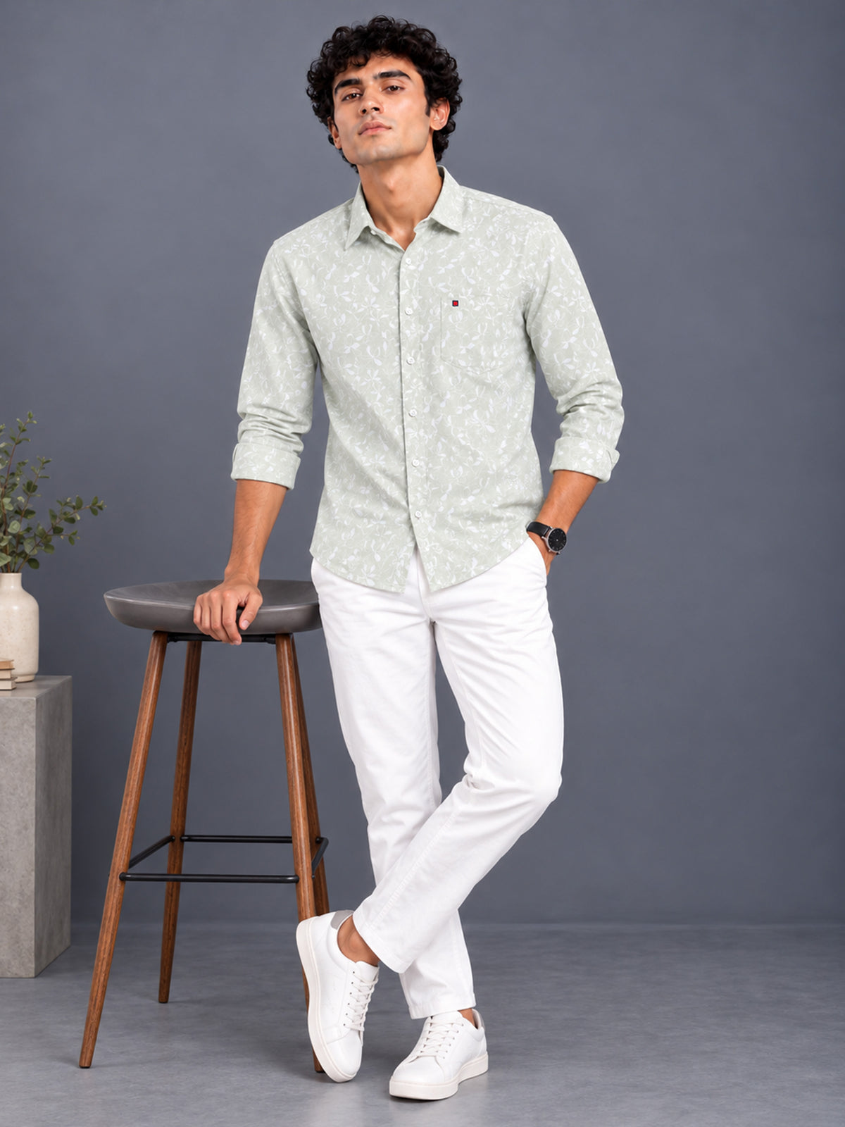 Men Green Floral Printed Slim Fit Casual Shirt