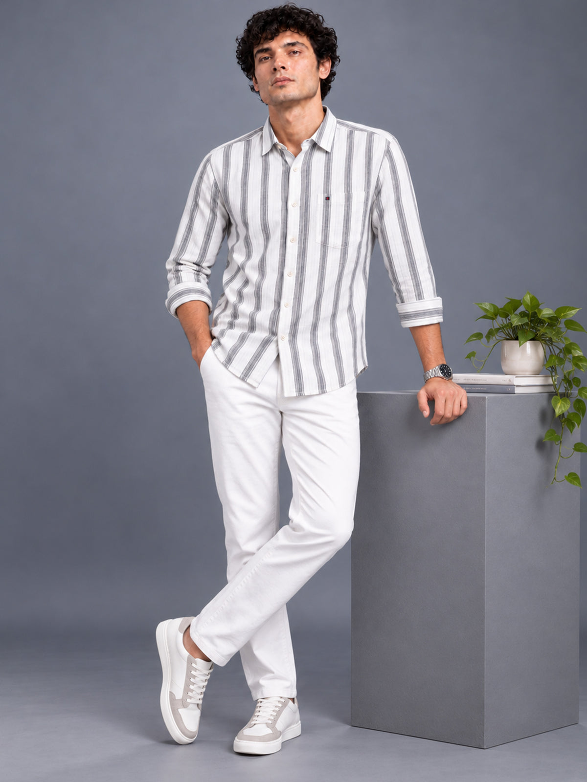 Men White Vertical Striped Slim Fit Casual Shirt