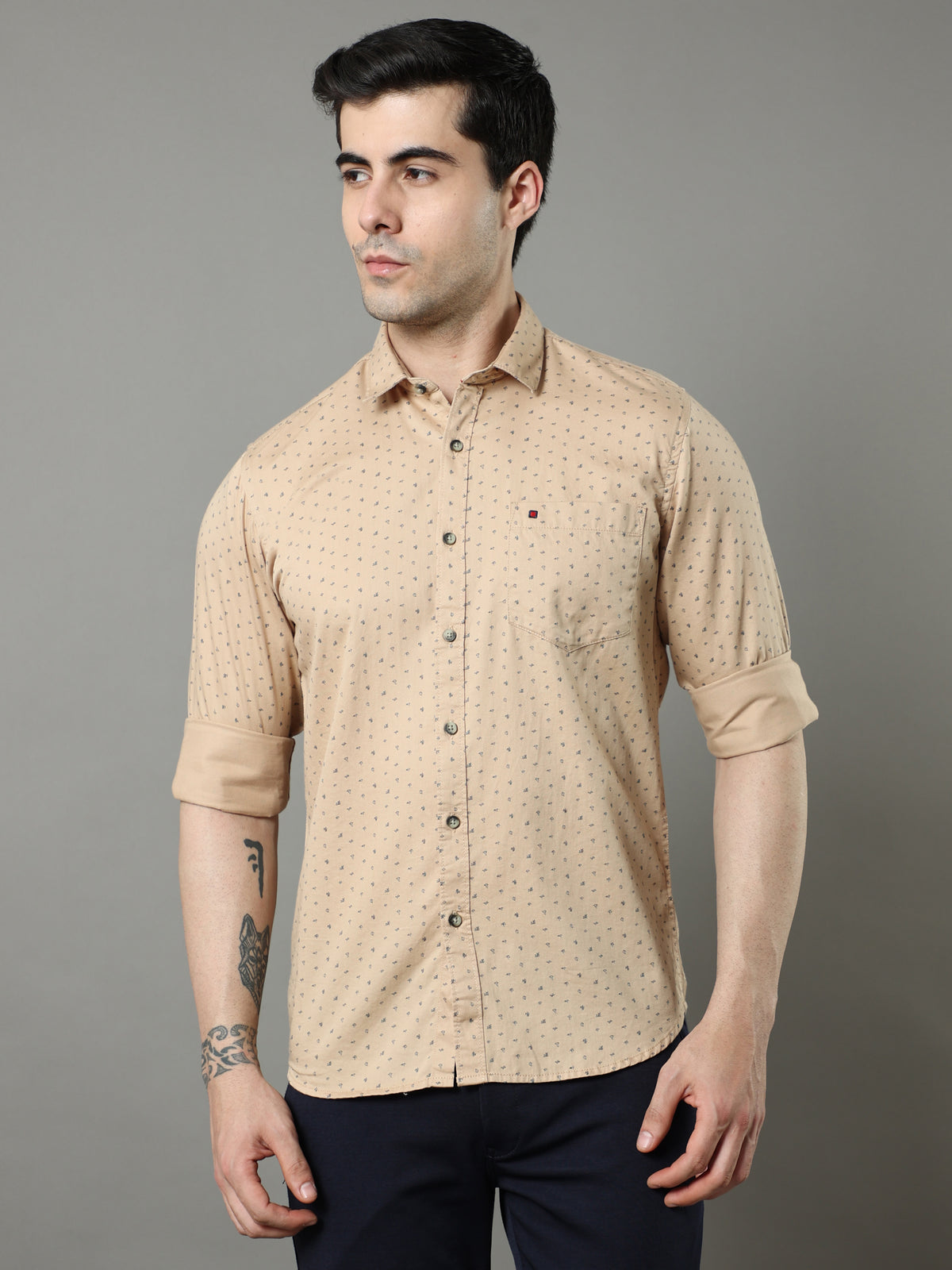 Men's Beige Slim Fit Printed Full Sleeves Casual Shirts