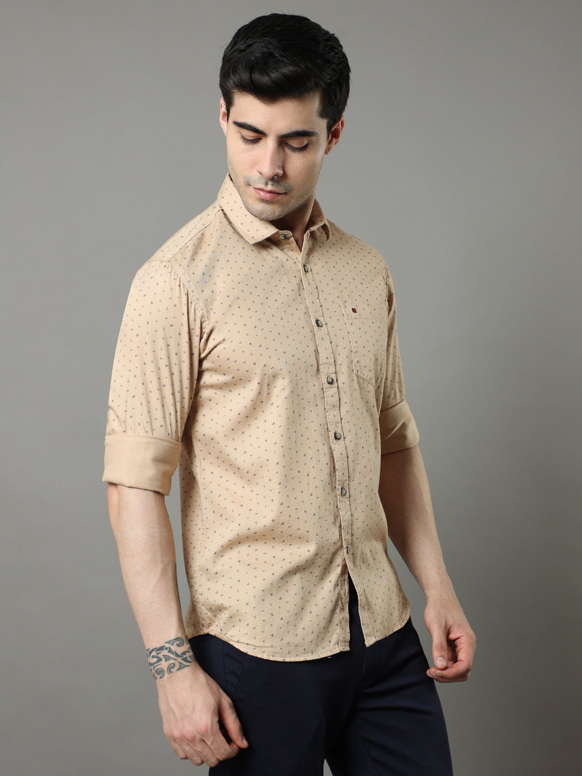 Men's Beige Slim Fit Printed Full Sleeves Casual Shirts