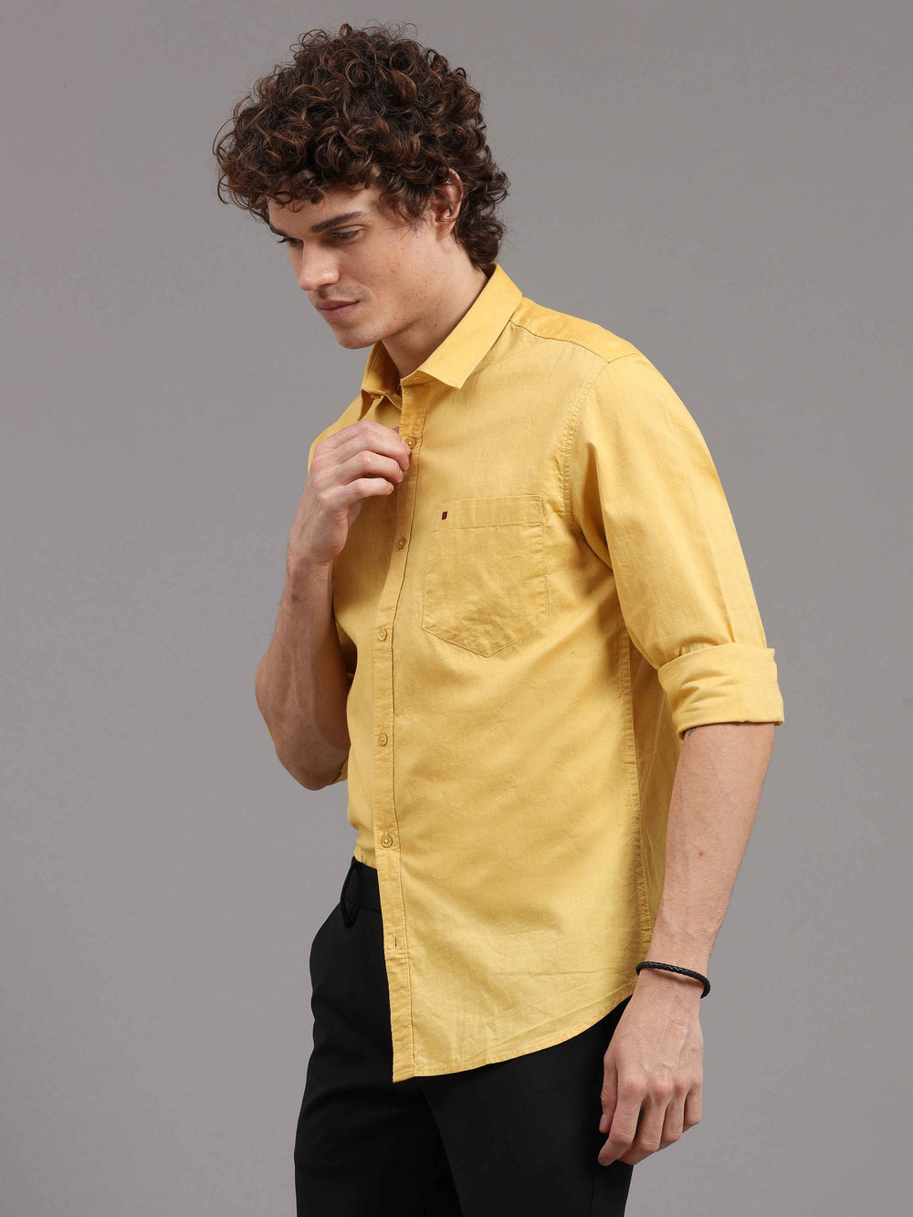 Men's Yellow Slim Fit Solid Full Sleeves Casual Shirts