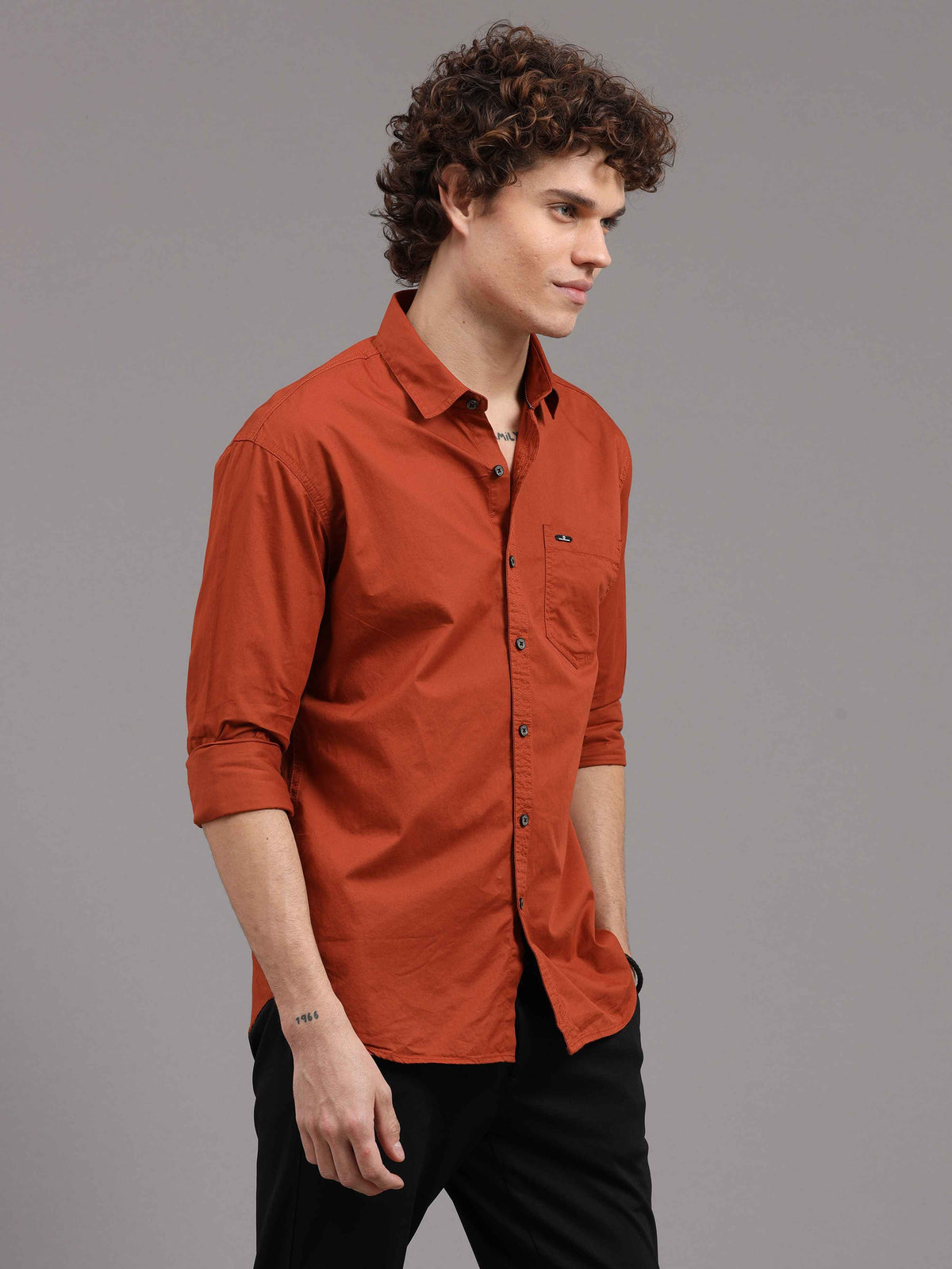 Men's Orange Slim Fit Solid Full Sleeves Casual Shirts