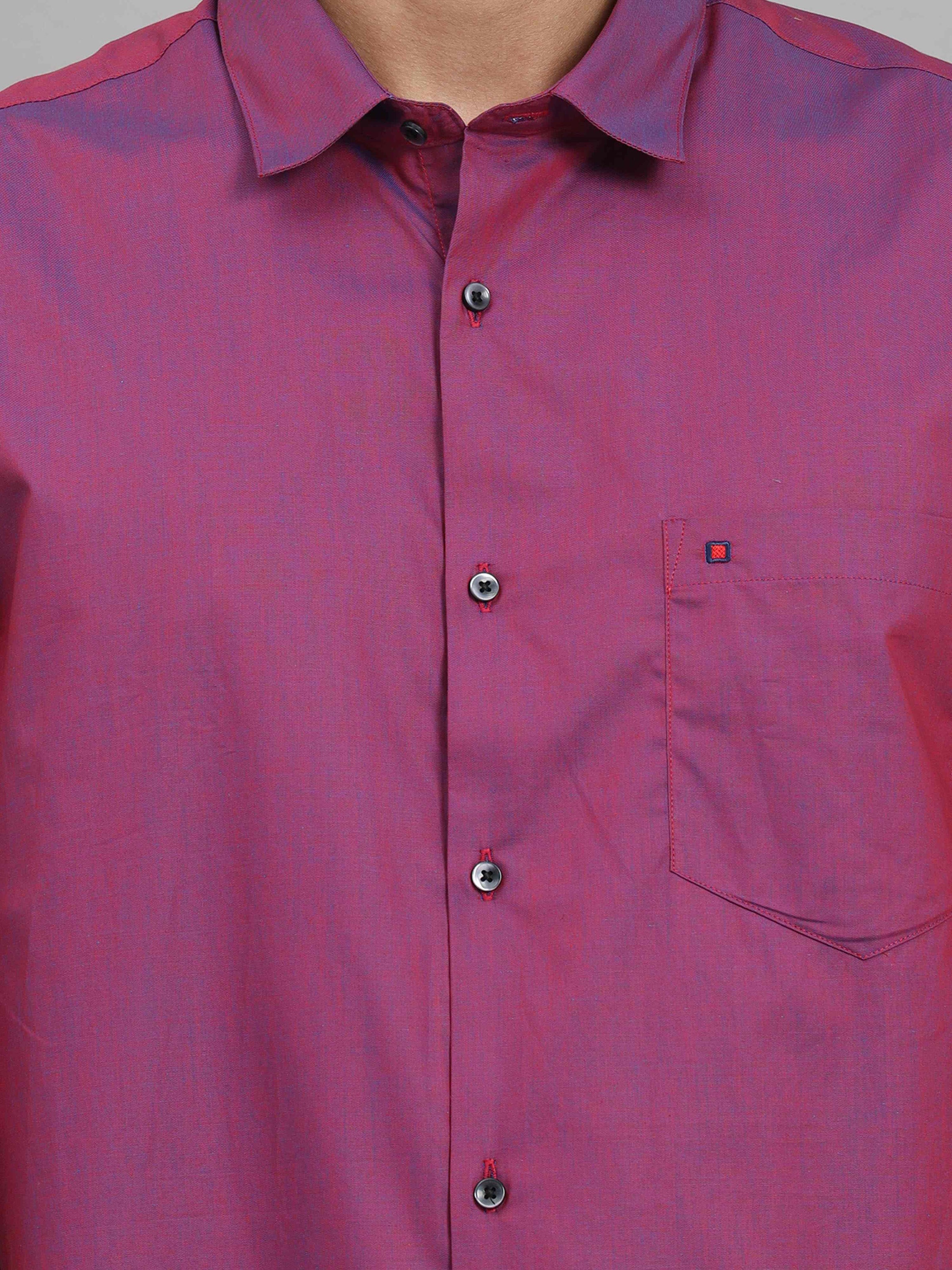 Men's Magenta Slim Fit Solid Full Sleeves Casual Shirts