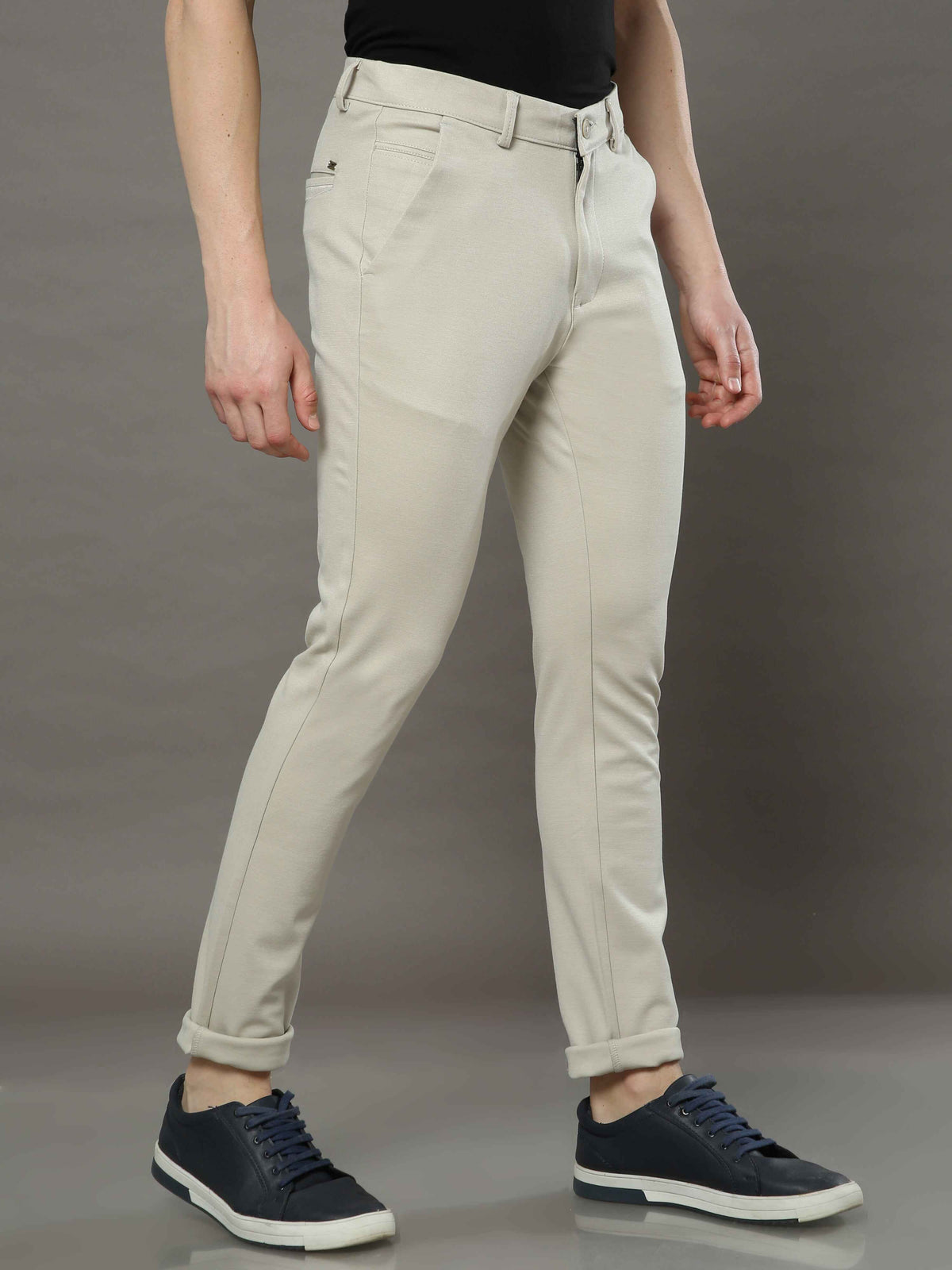 Men's Cream 4-Way Lycra Solid Casual Trousers