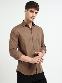 Brown Solid Slim Fit Casual Shirts