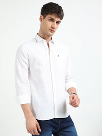 White Solid Slim Fit Casual Shirts