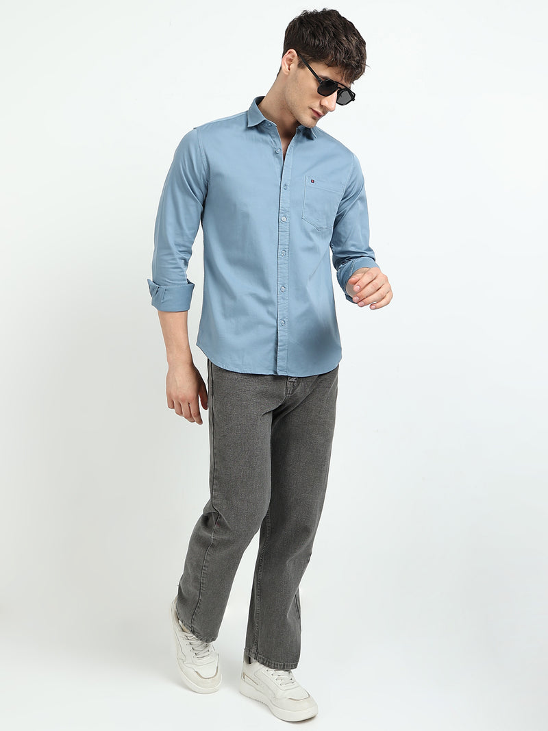 Blue Solid Slim Fit Casual Shirts