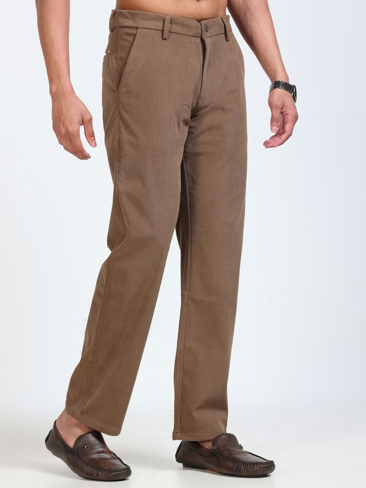 Men's Khaki Solid Drift Fit Stretch Corduroy Trouser