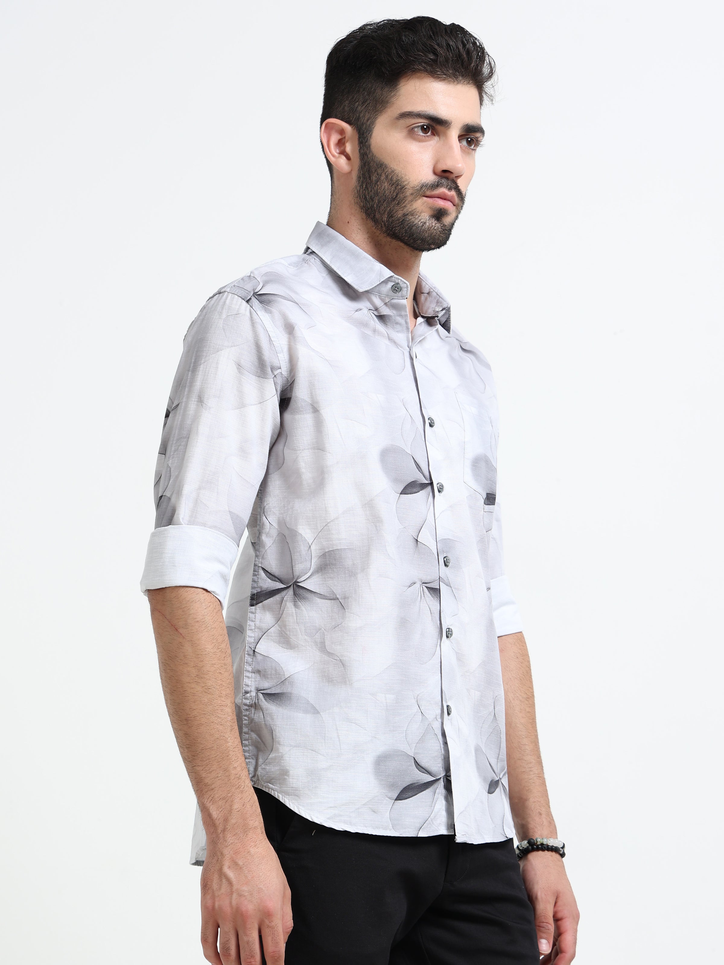 White Abstract floral print Slim Fit Cotton Casual Shirts