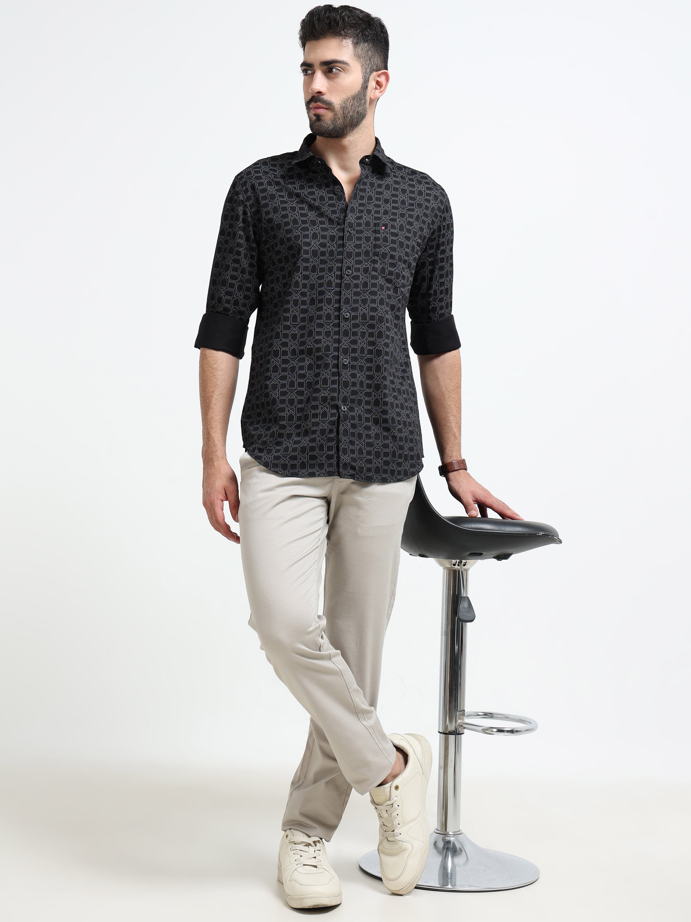 Black Printed Slim Fit Cotton Casual Shirts