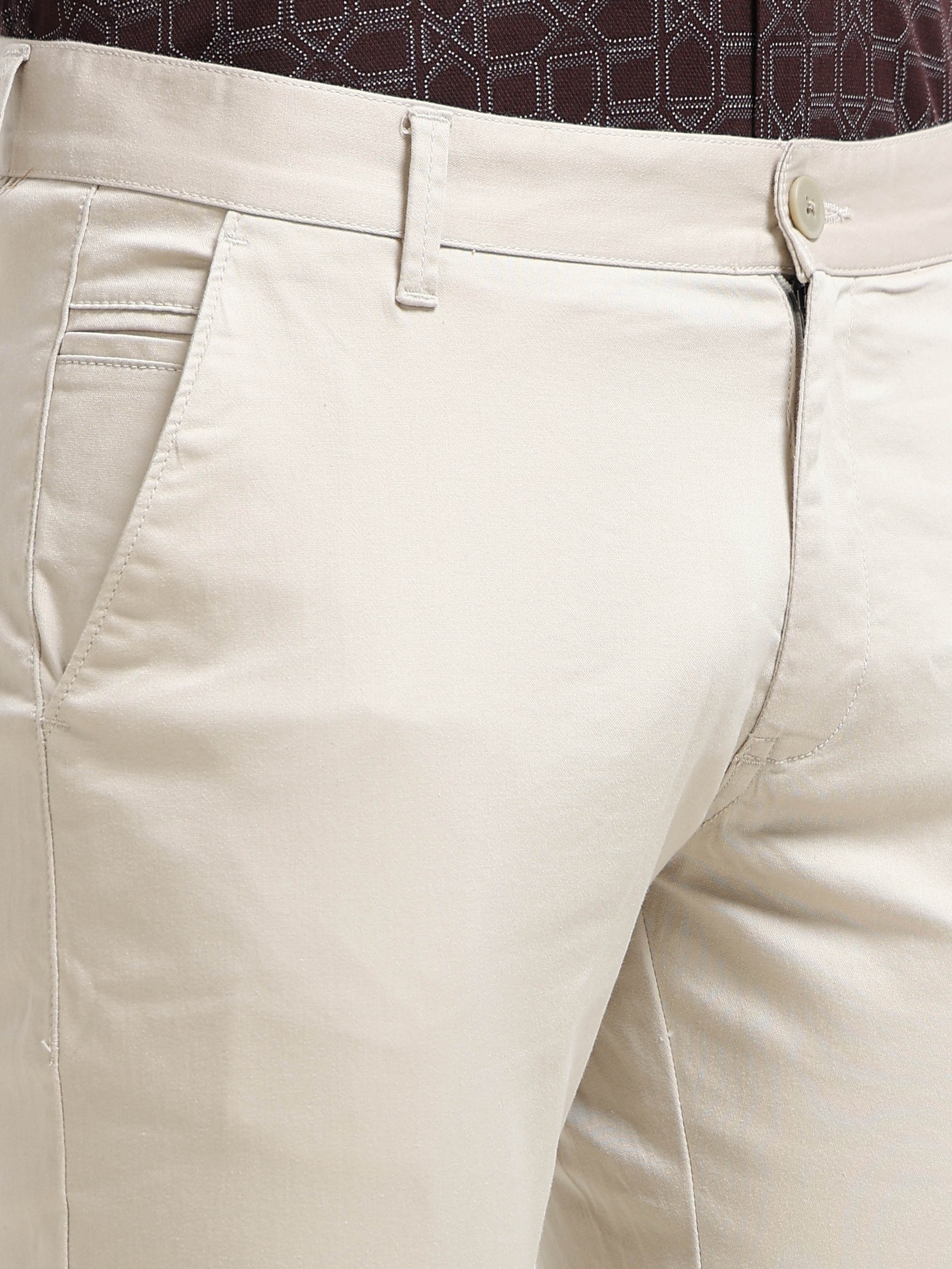 Men Cream Solid Satin With Lycra Ankle Fit Casual Trousers