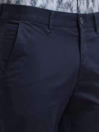 Men Navy  Solid Narrow Fit Casual Trousers
