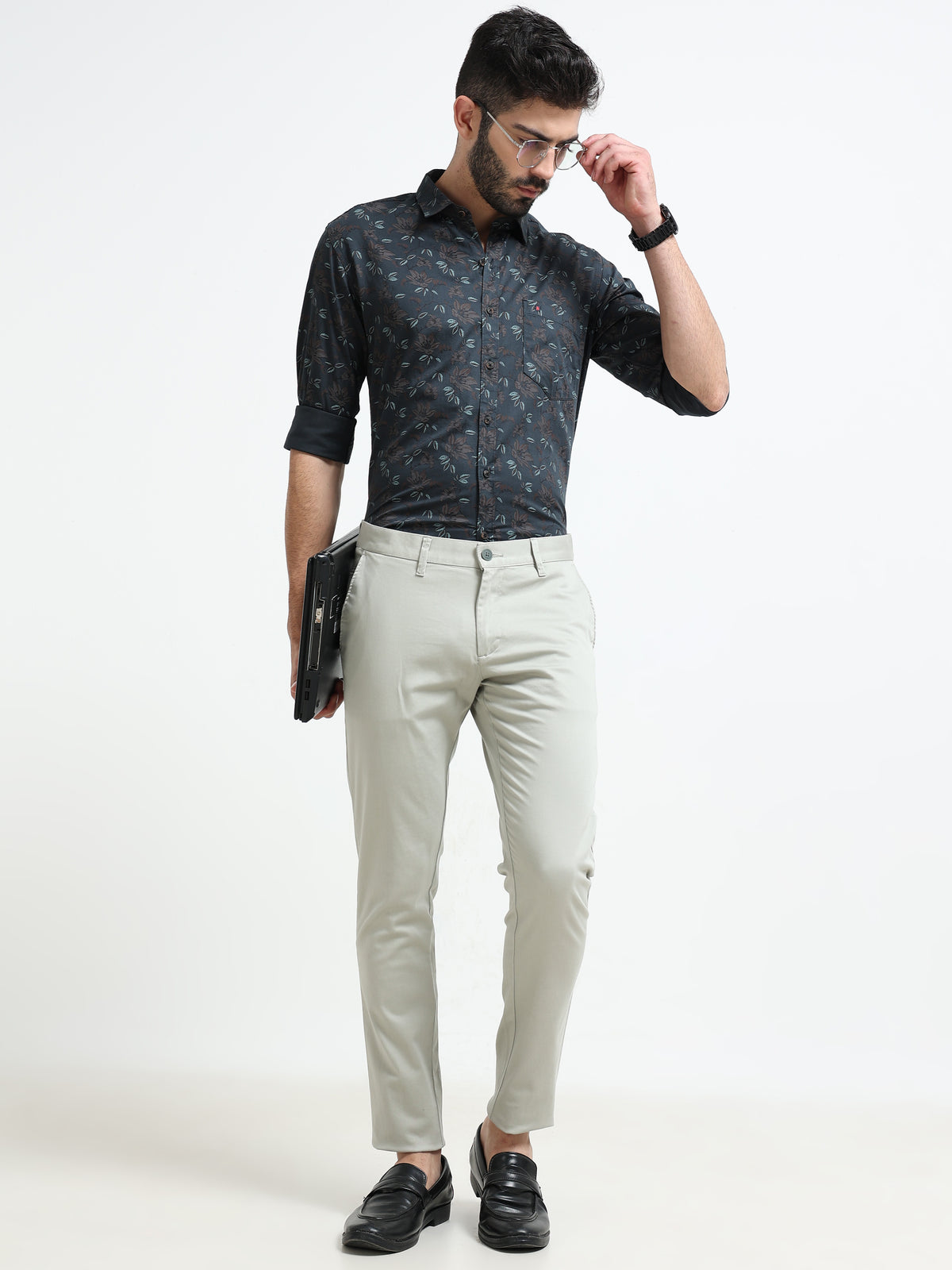 Men Grey Solid Satin With Lycra Ankle Fit Casual Trousers