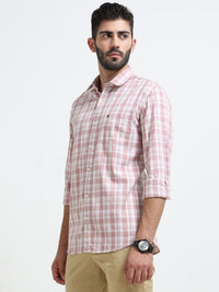 Light Pink Checked Slim Fit Casual Shirts