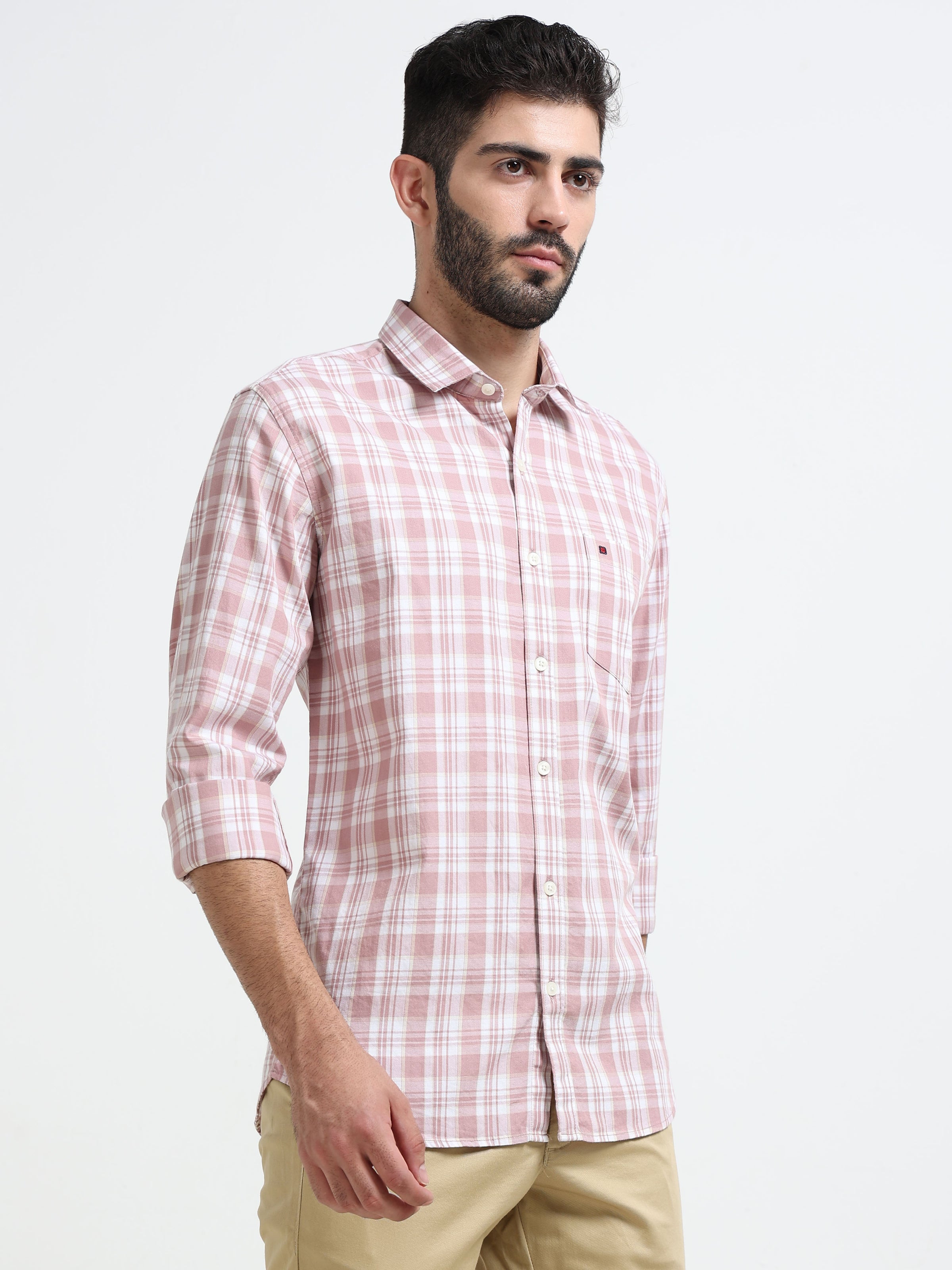 Light Pink Checked Slim Fit Casual Shirts