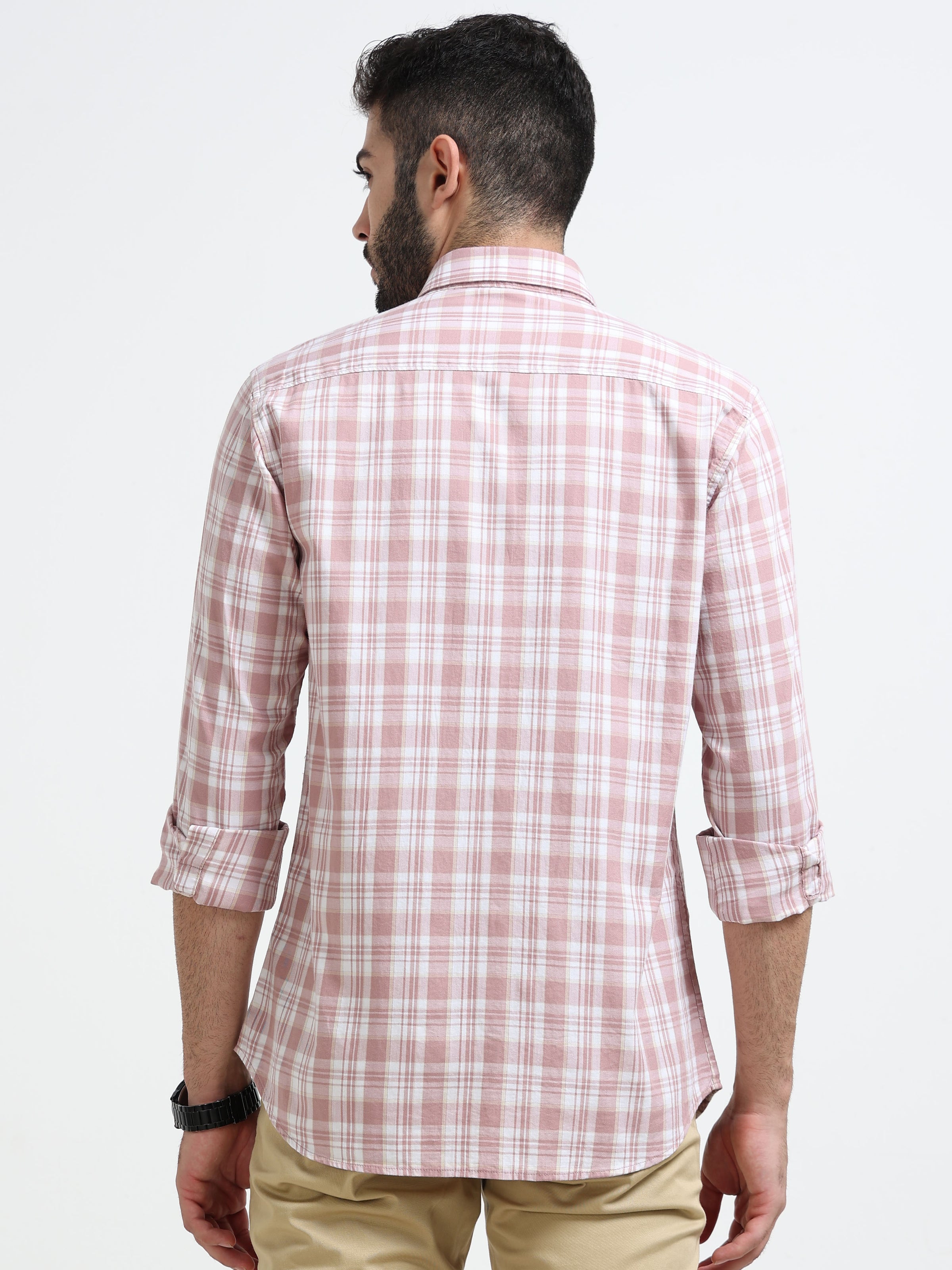 Light Pink Checked Slim Fit Casual Shirts