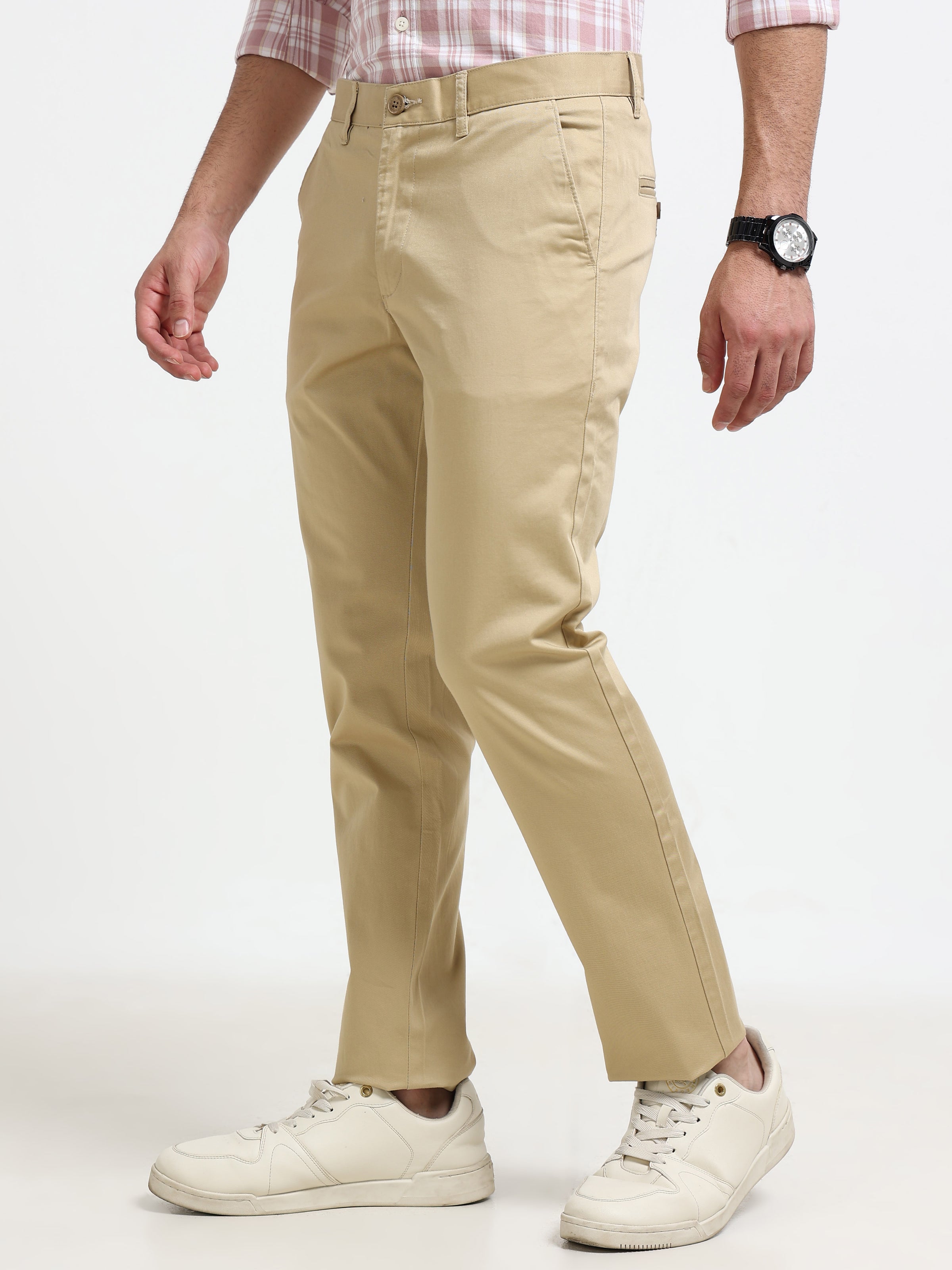 Men Khaki Solid Narrow Fit Casual Trousers