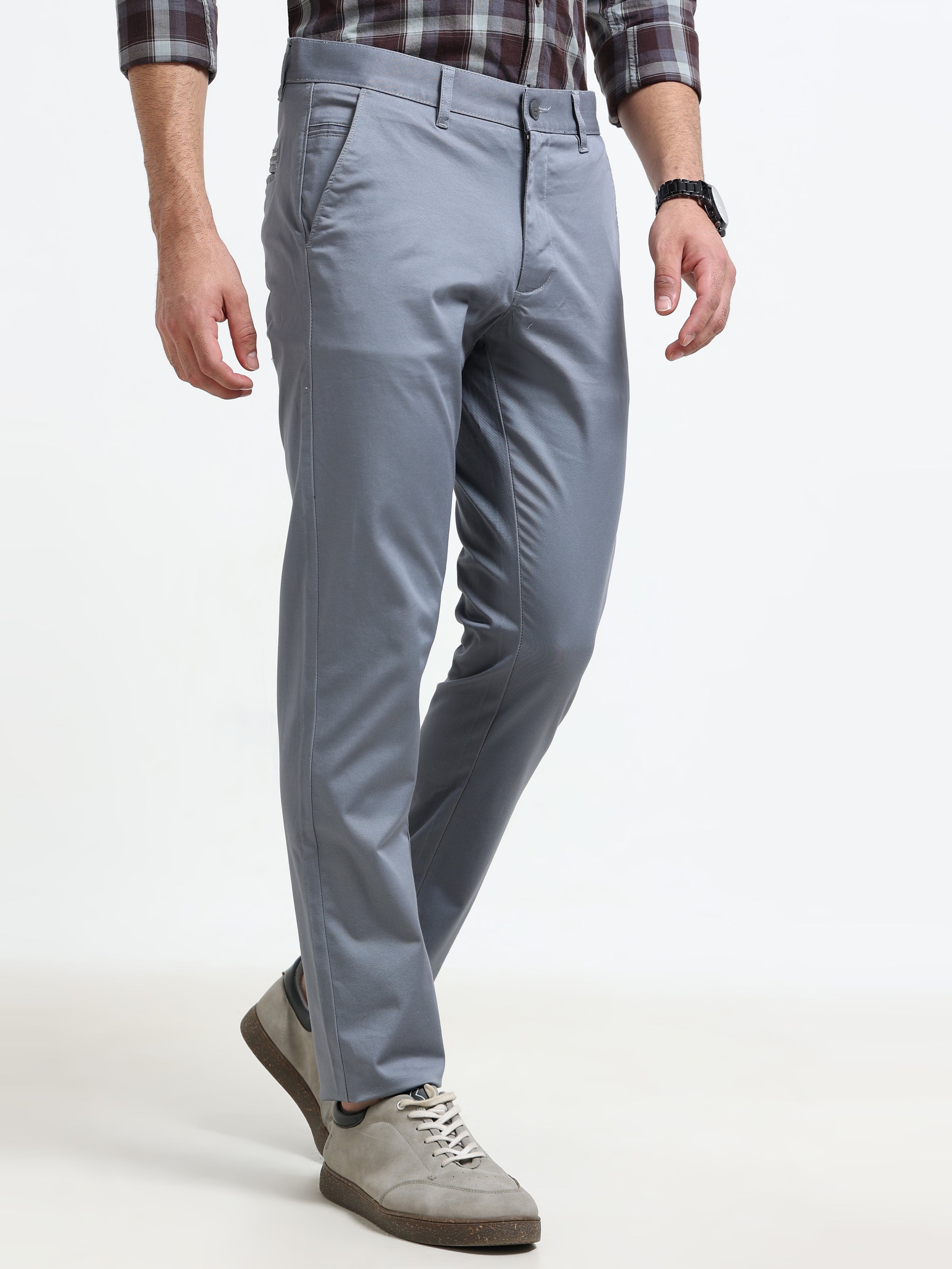 Men Grey Solid Narrow Fit Casual Trousers