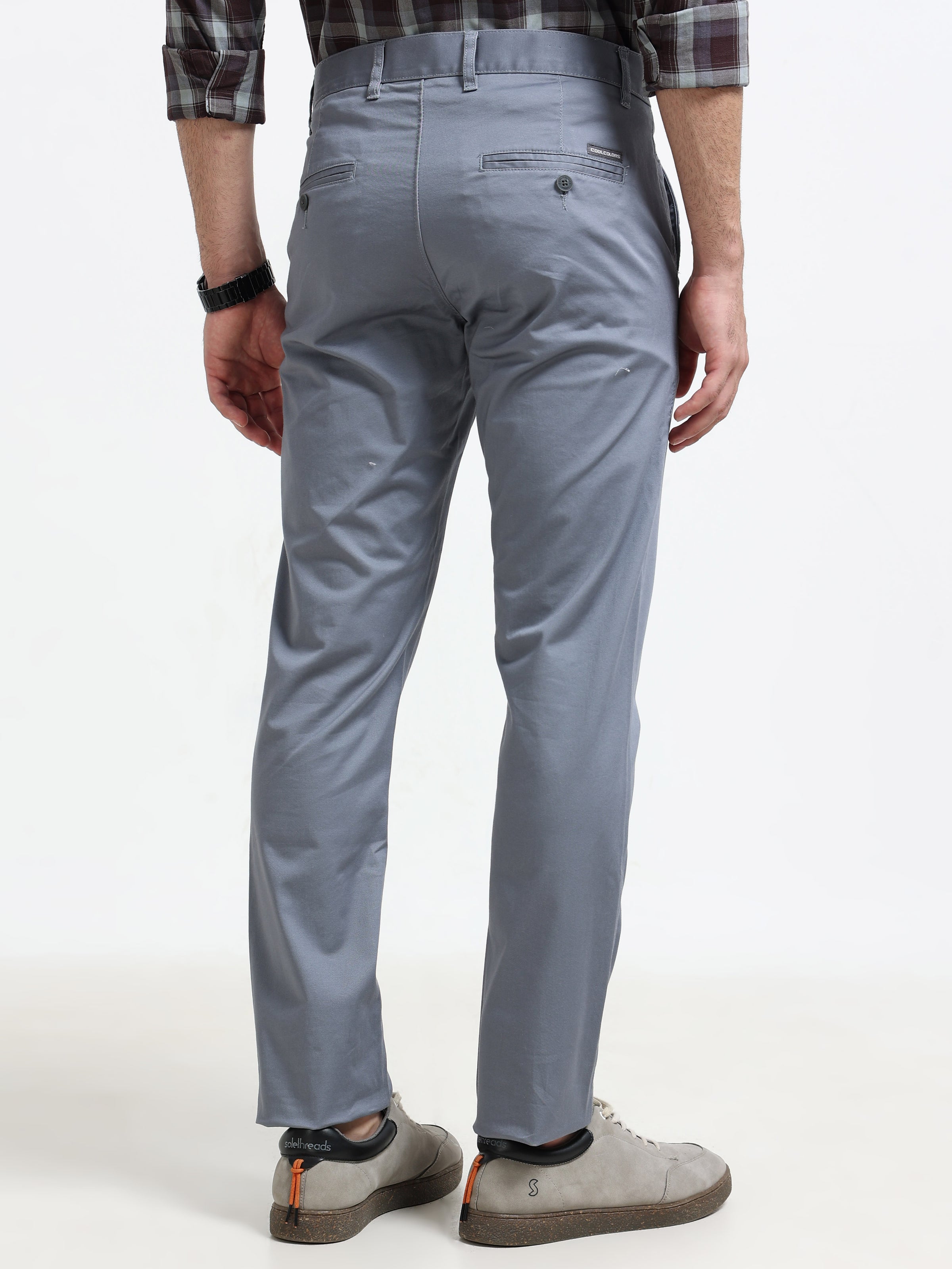 Men Grey Solid Narrow Fit Casual Trousers