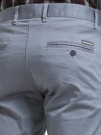 Men Grey Solid Narrow Fit Casual Trousers
