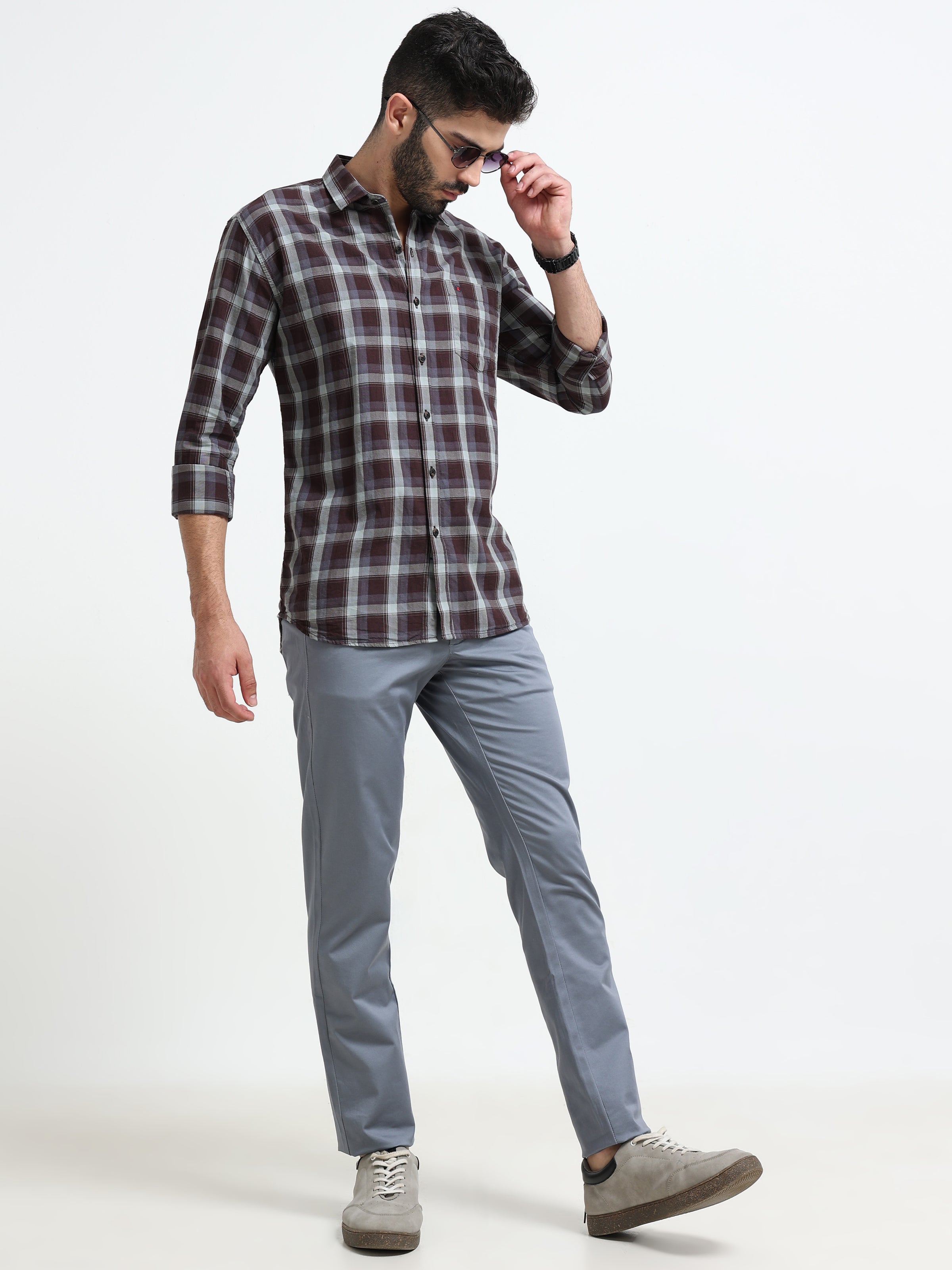 Men Grey Solid Narrow Fit Casual Trousers