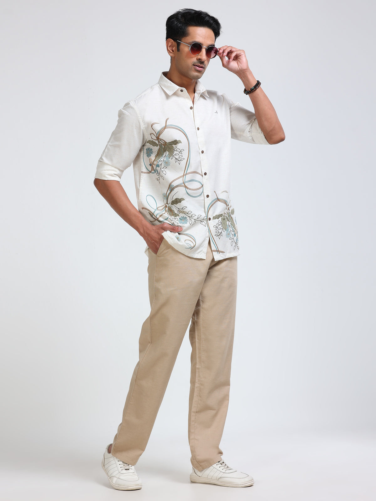 Cool Colors Men's Light Grey Floral Printed Casual Shirt