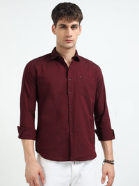 Maroon Solid Slim Fit Casual Shirts