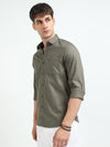 Green Solid Slim Fit Casual Shirts