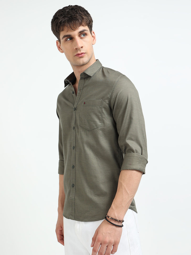 Green Solid Slim Fit Casual Shirts