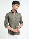 Green Solid Slim Fit Casual Shirts