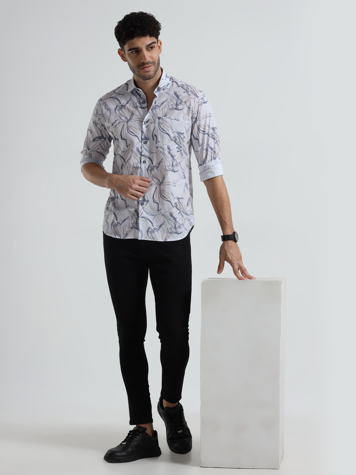 Shop Men's Cream Printed Full Sleeve Casual Slim Fit Shirt Online.