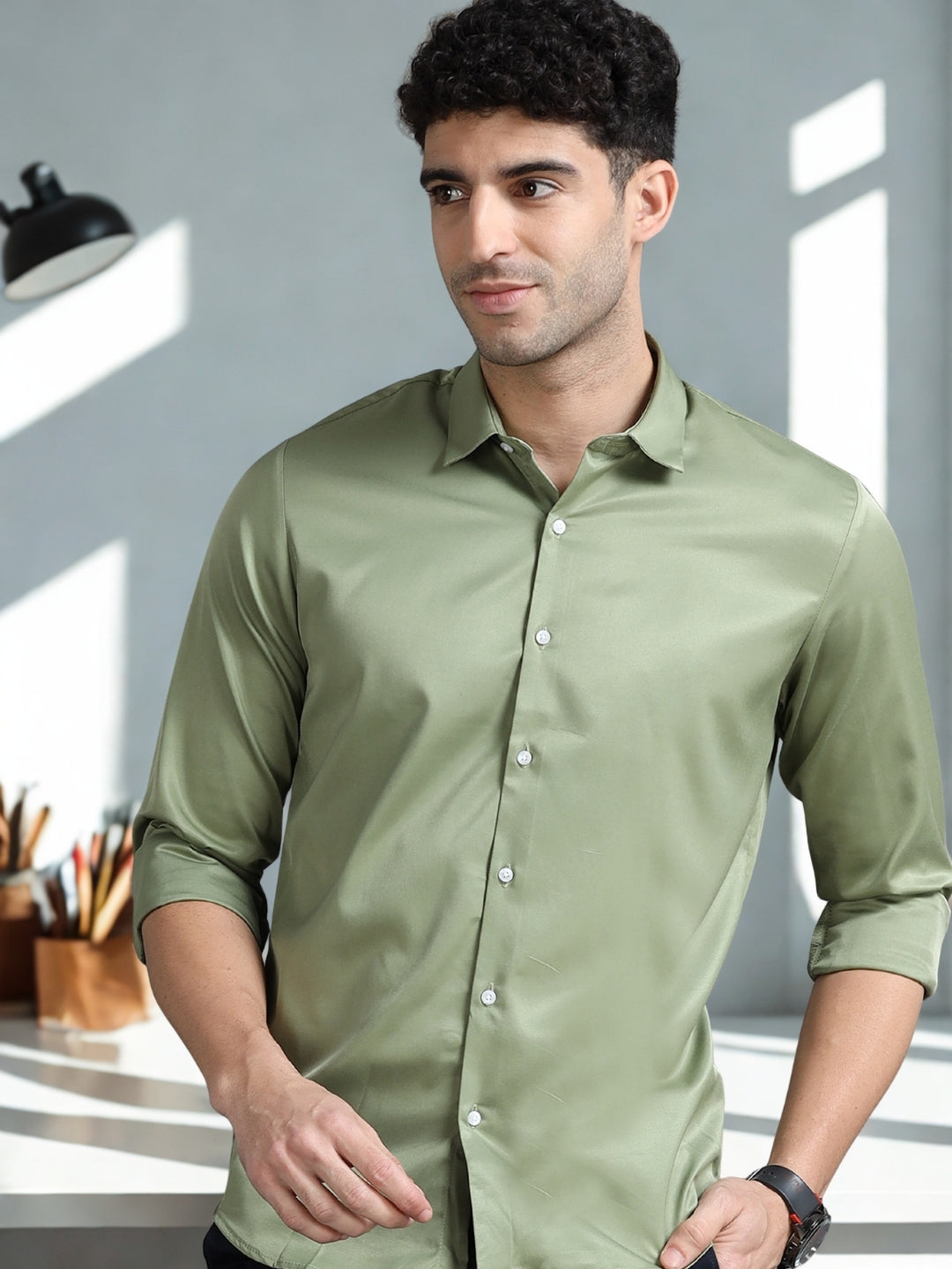 Men Green Slim Fit Solid Full Sleeve Casual Shirt