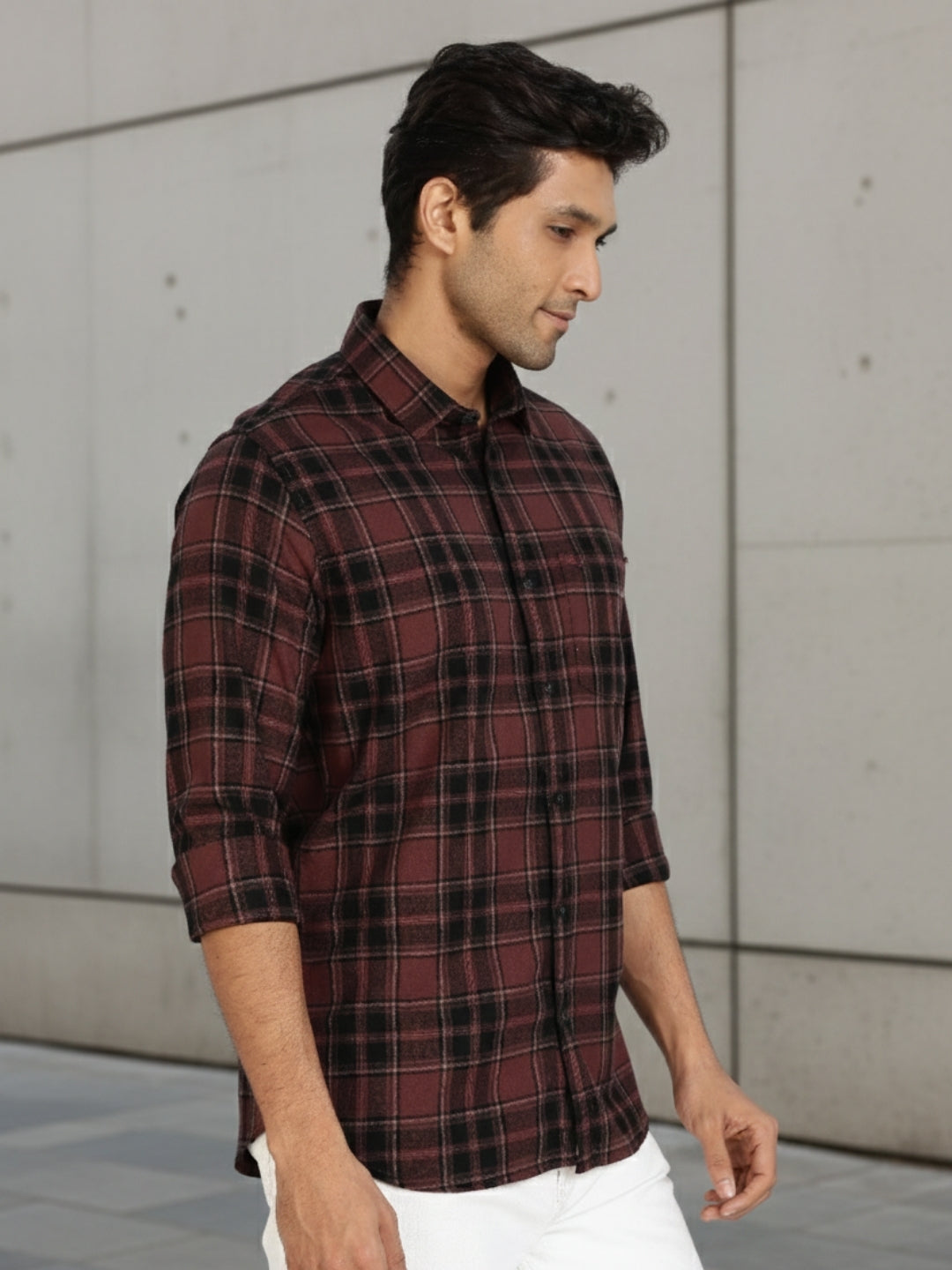 Men Brown Vintage Checks Full Sleeve Slim Fit Casual Shirts
