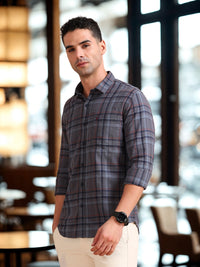 Men Dark Grey Slim Fit Checks Full Sleeve Casual Shirt