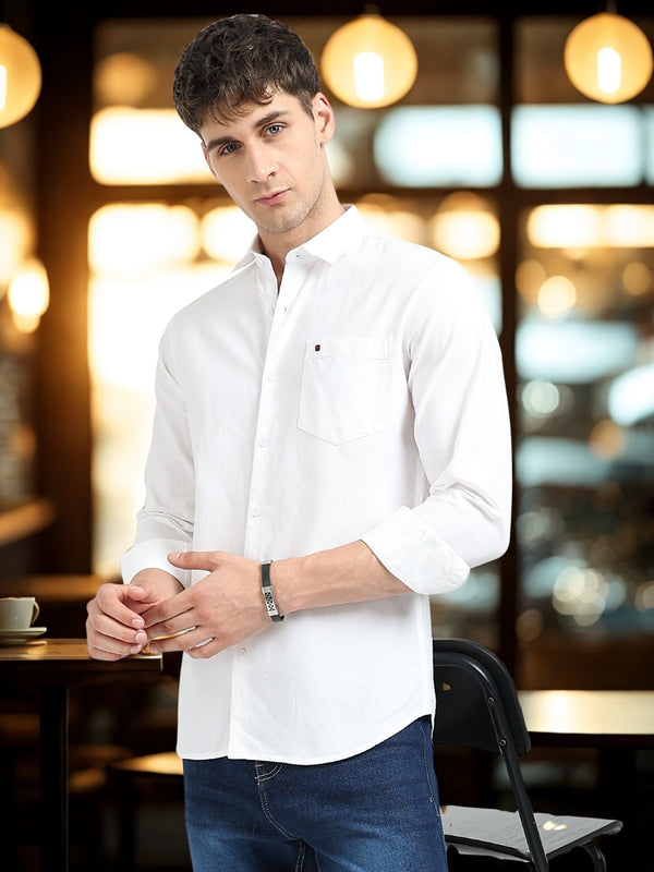 White Solid Slim Fit Casual Shirts