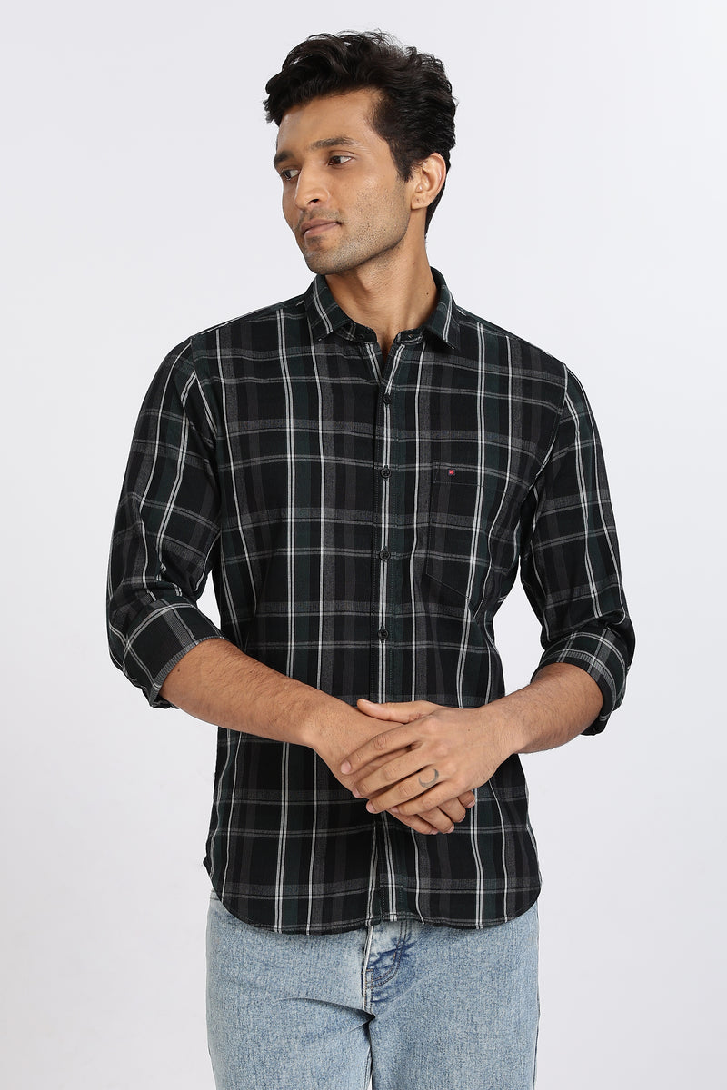 Men Green Checkered  Full Sleeve Slim Fit Casual Shirt