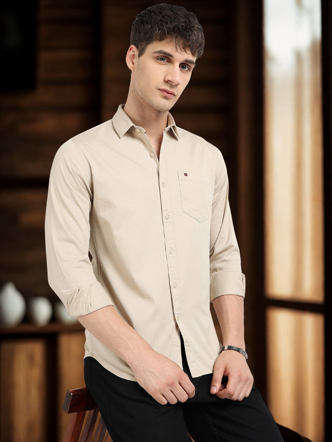 Beige Solid Slim Fit Casual Shirts