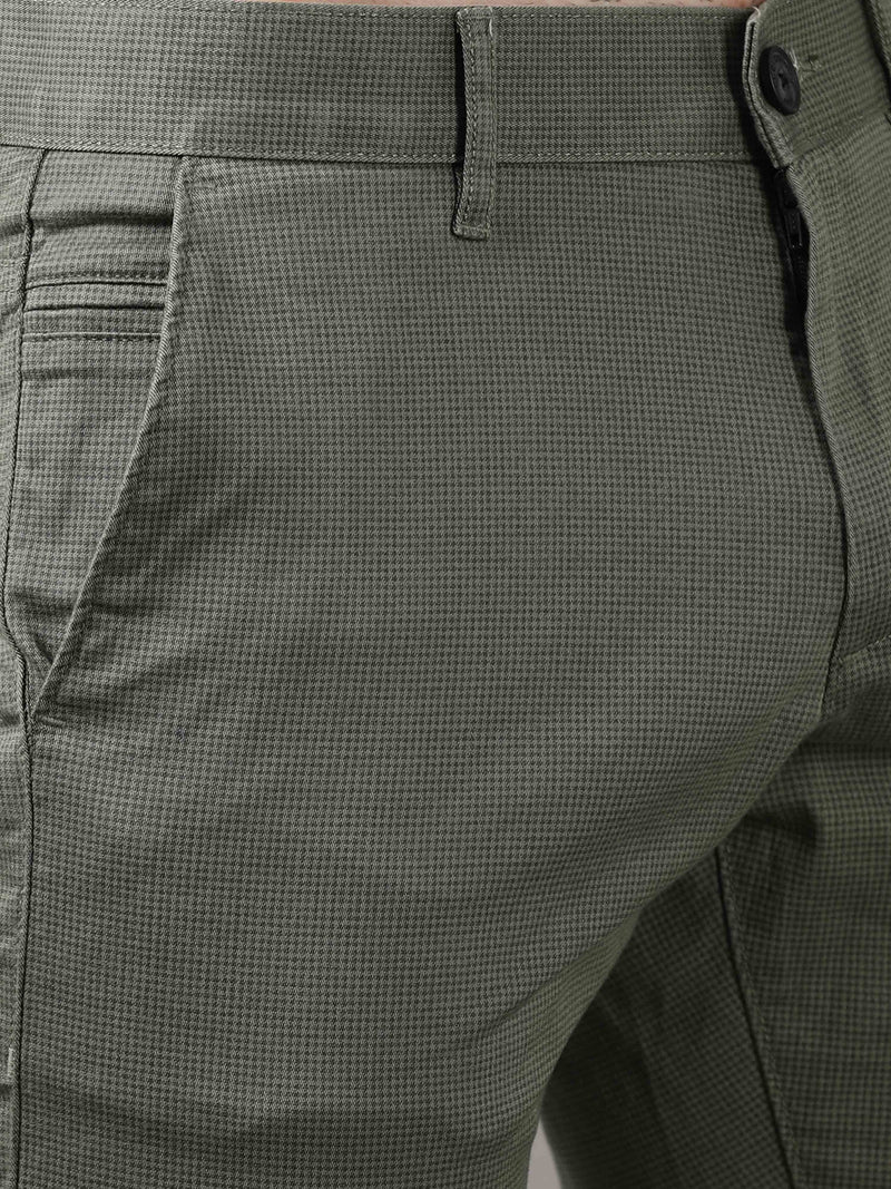 Shop Men's Olive Cotton Blend Narrow Fit Solid Causal Trouser Online.