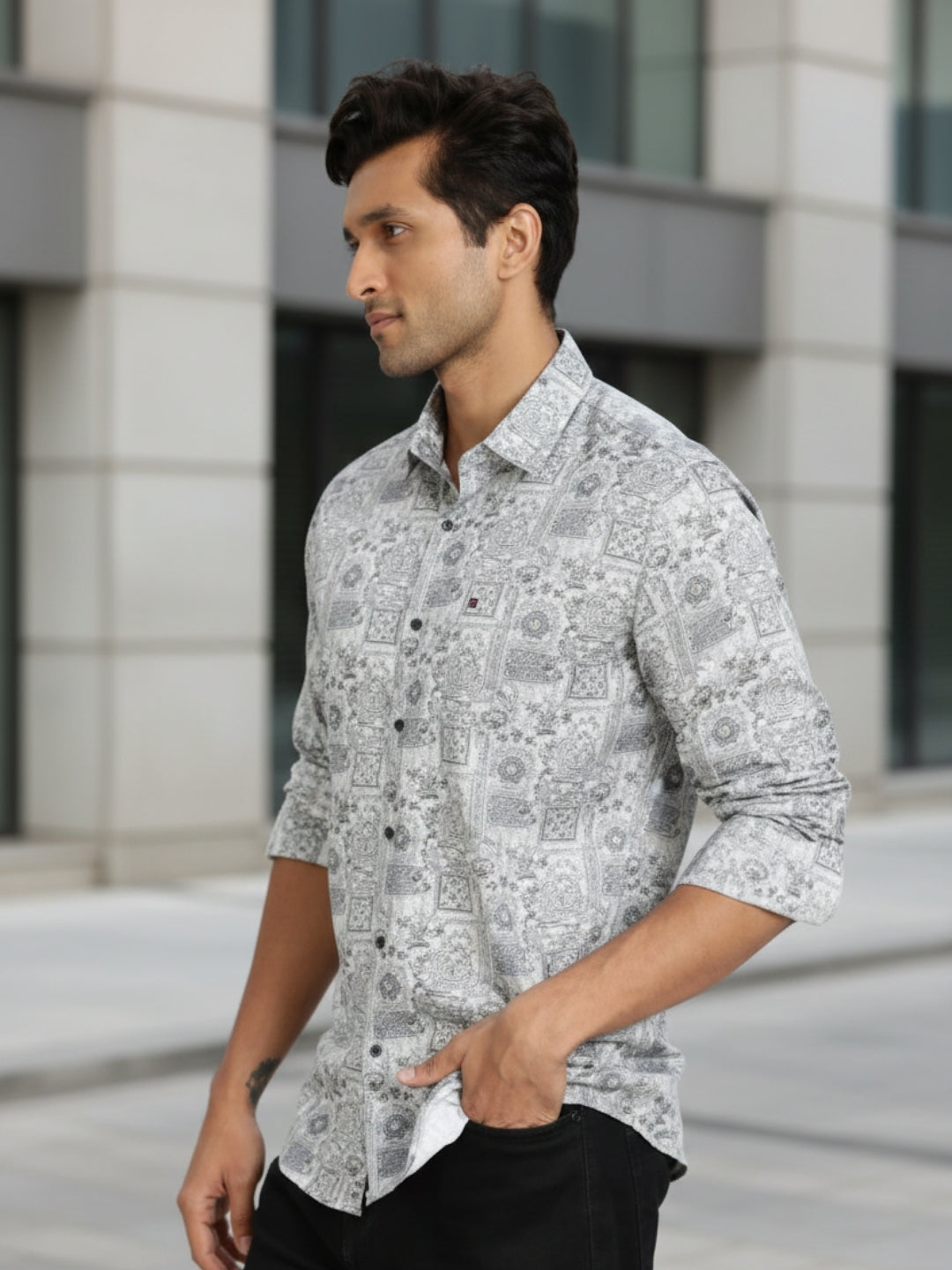 Men White Floral Print Full Sleeve Slim Fit Casual Shirts
