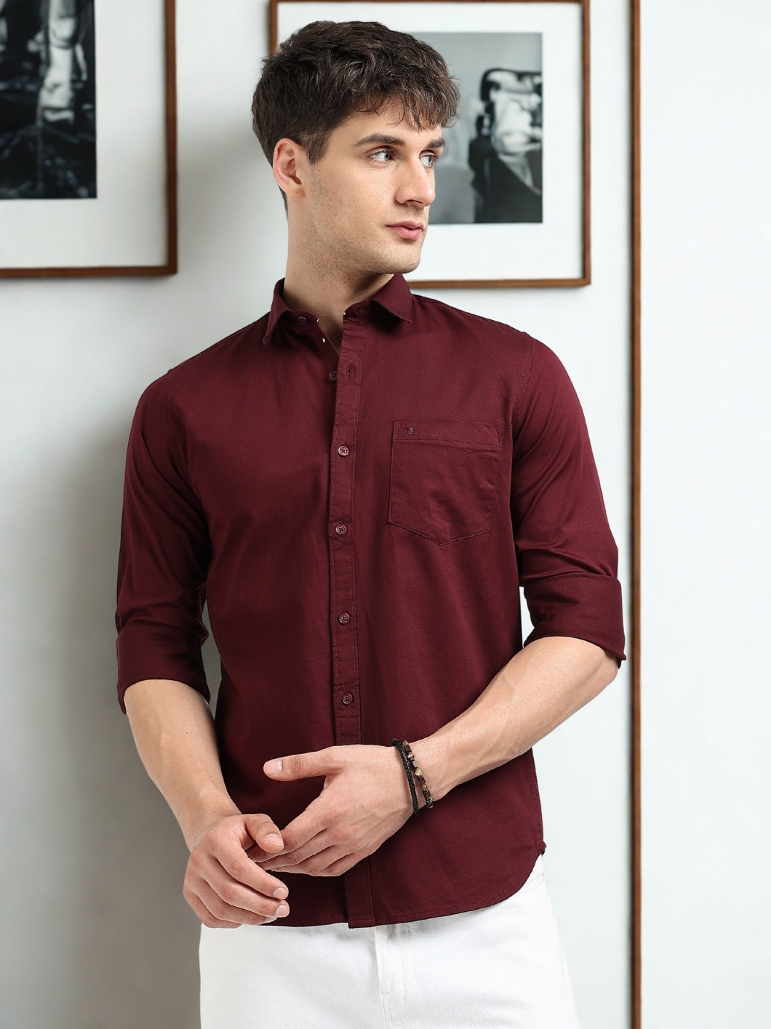 Maroon Solid Slim Fit Casual Shirts