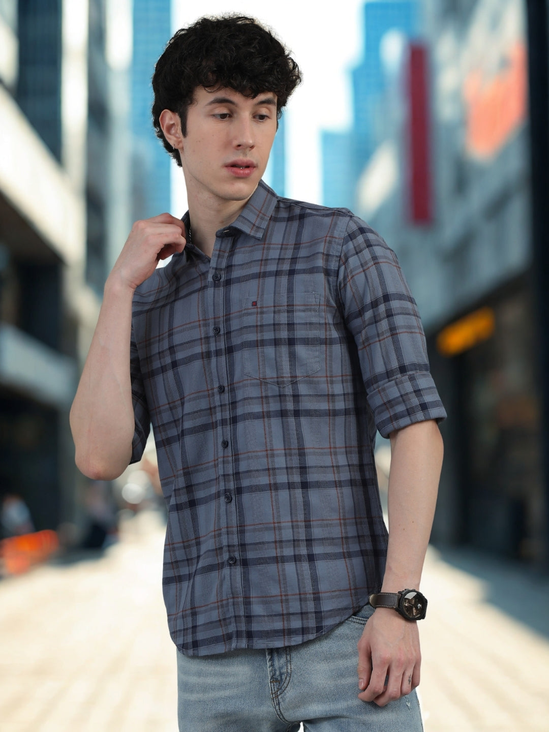 Men Navy Blue Slim Fit Checks Full Sleeve Casual Shirt