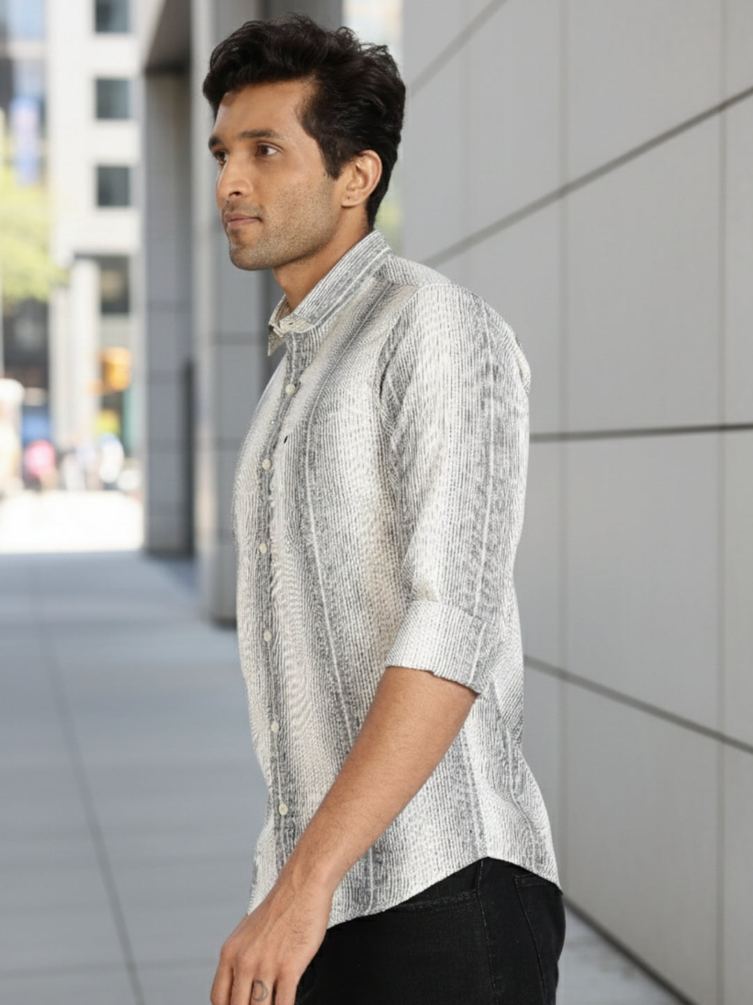 Men Black Stripes Full Sleeve Slim Fit Casual Shirts