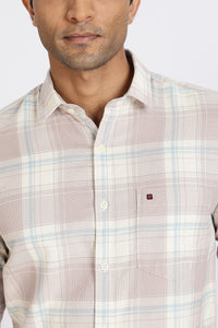Men Peach Checked Full Sleeve Slim Fit Casual Shirt