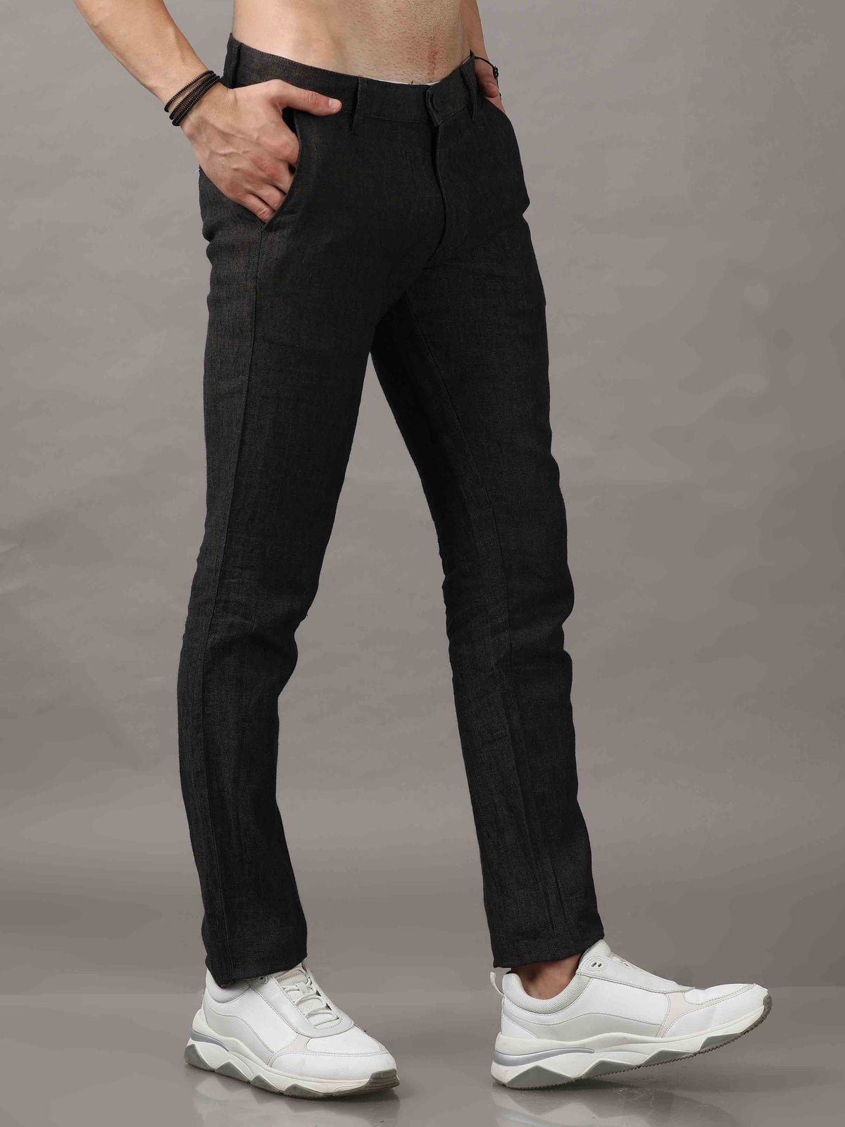 Shop Men's Brown Narrow Fit Linen Casual Trousers Online.