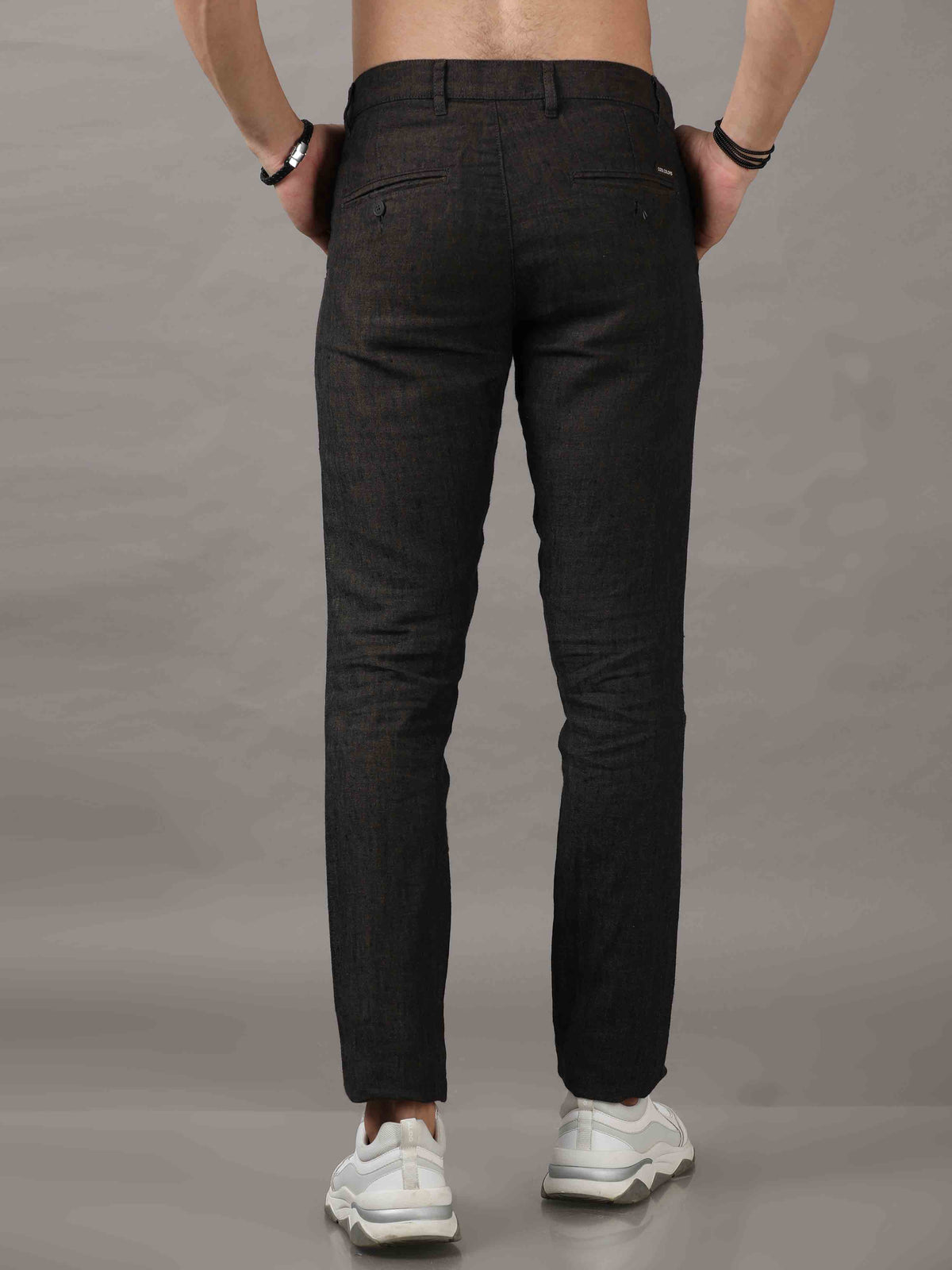 Shop Men's Brown Narrow Fit Linen Casual Trousers Online.